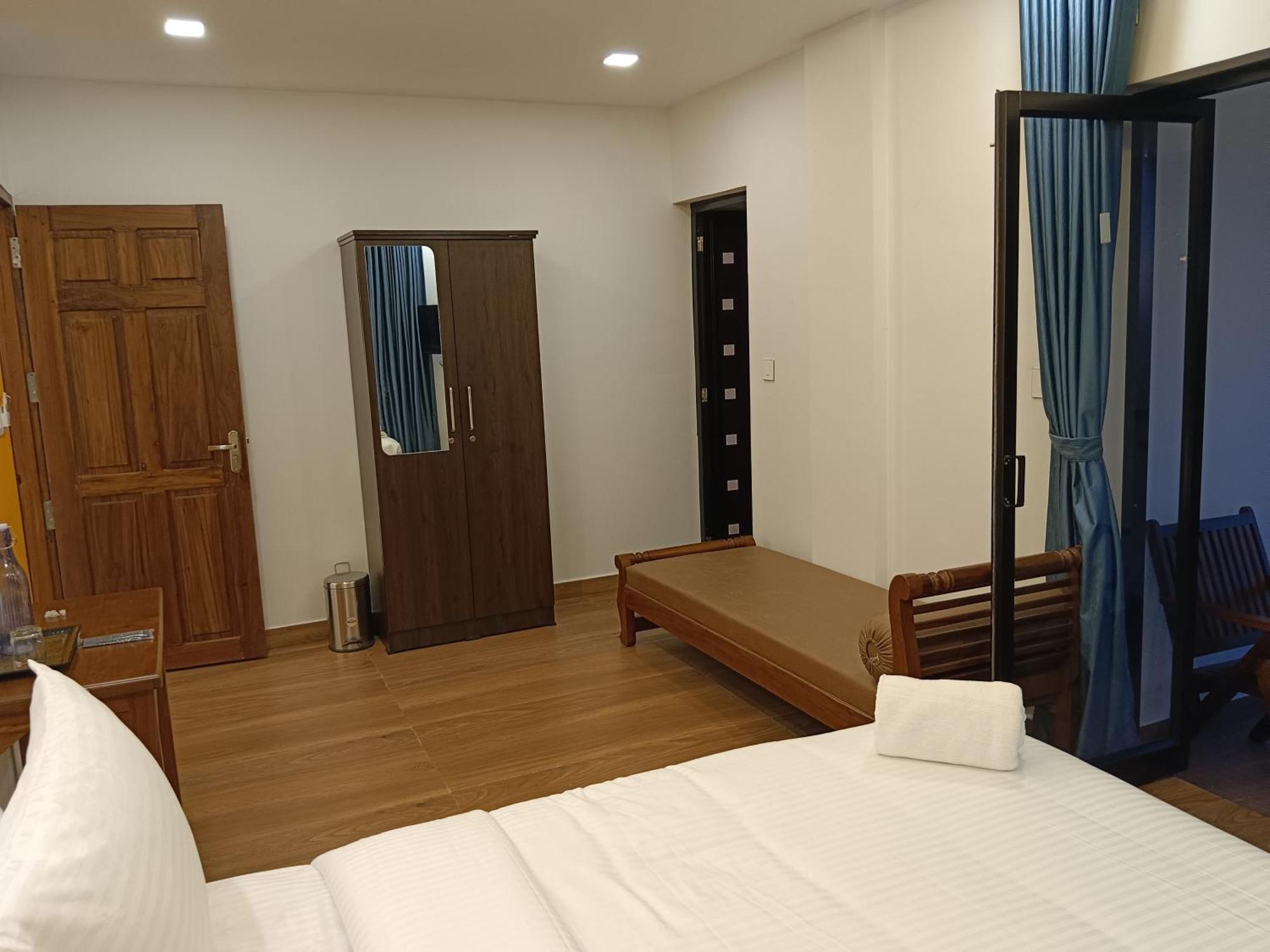 Tea Elanza Apartment Devikolam Luaran gambar