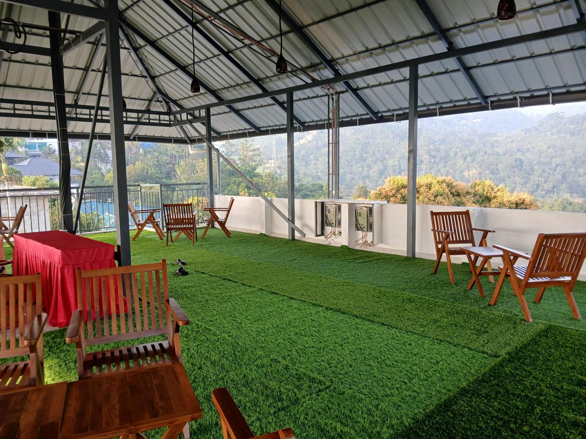 Tea Elanza Apartment Devikolam Luaran gambar