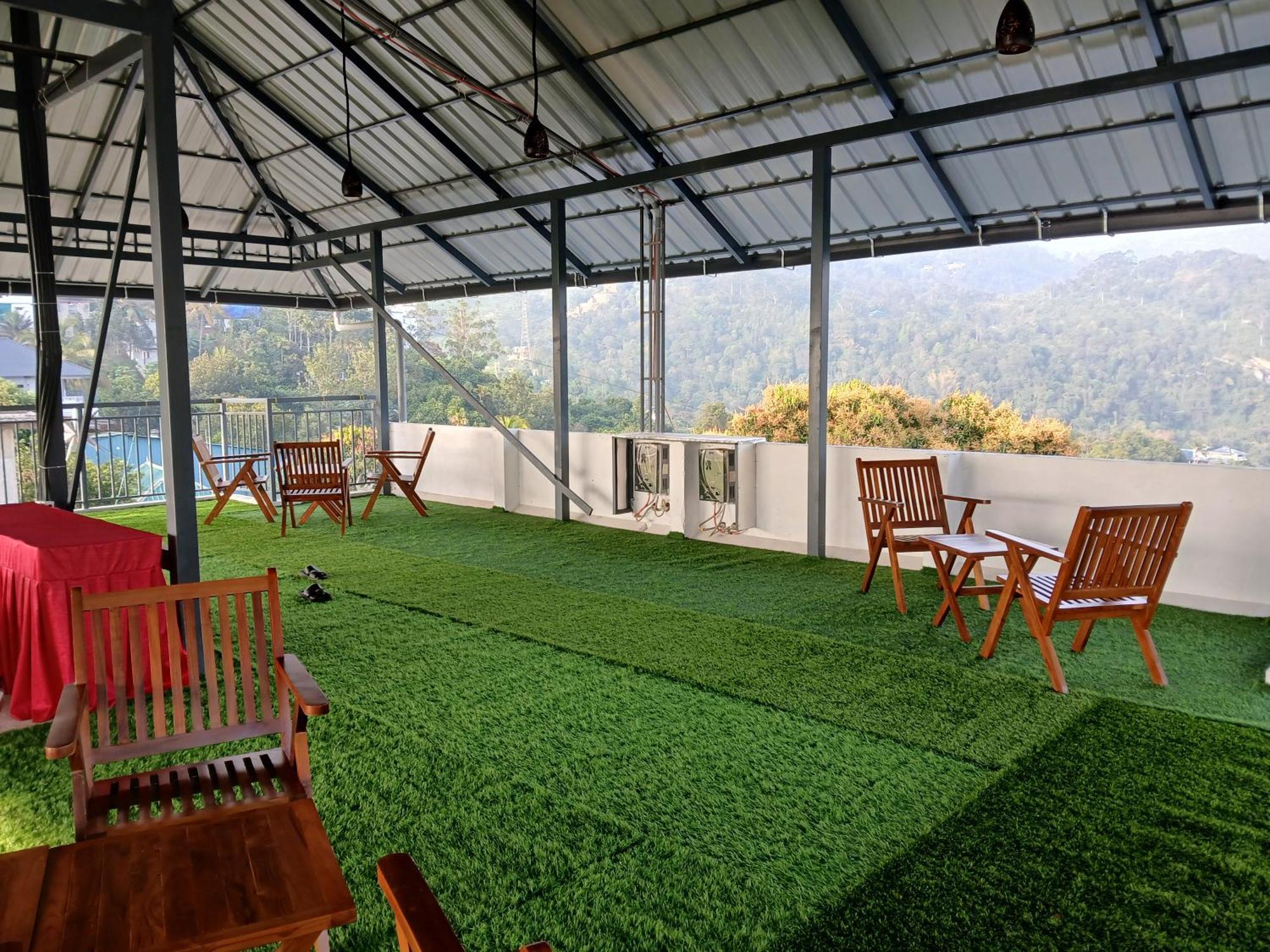 Tea Elanza Apartment Devikolam Luaran gambar